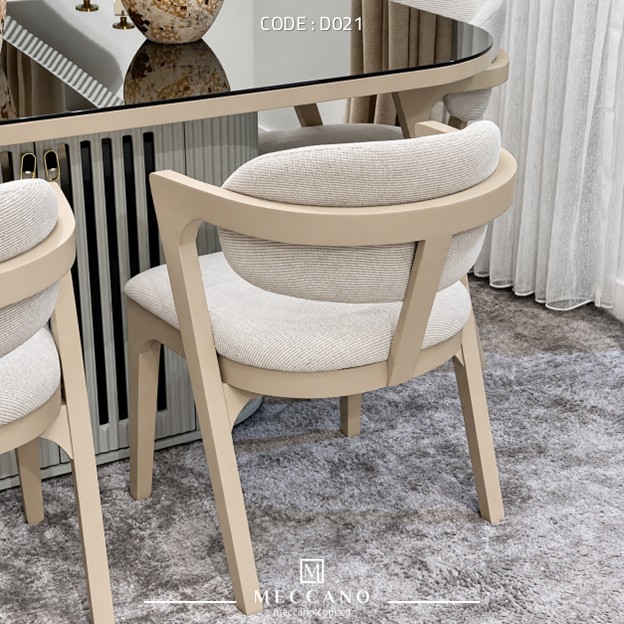 Dining Room D021